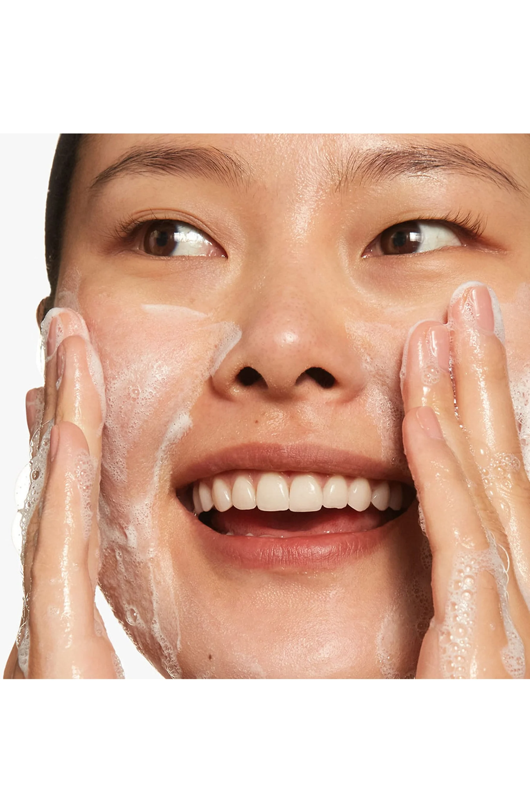 CLINIQUE All About Clean™ 2-in-1 Cleansing + Exfoliating Jelly 150ml - Image 2