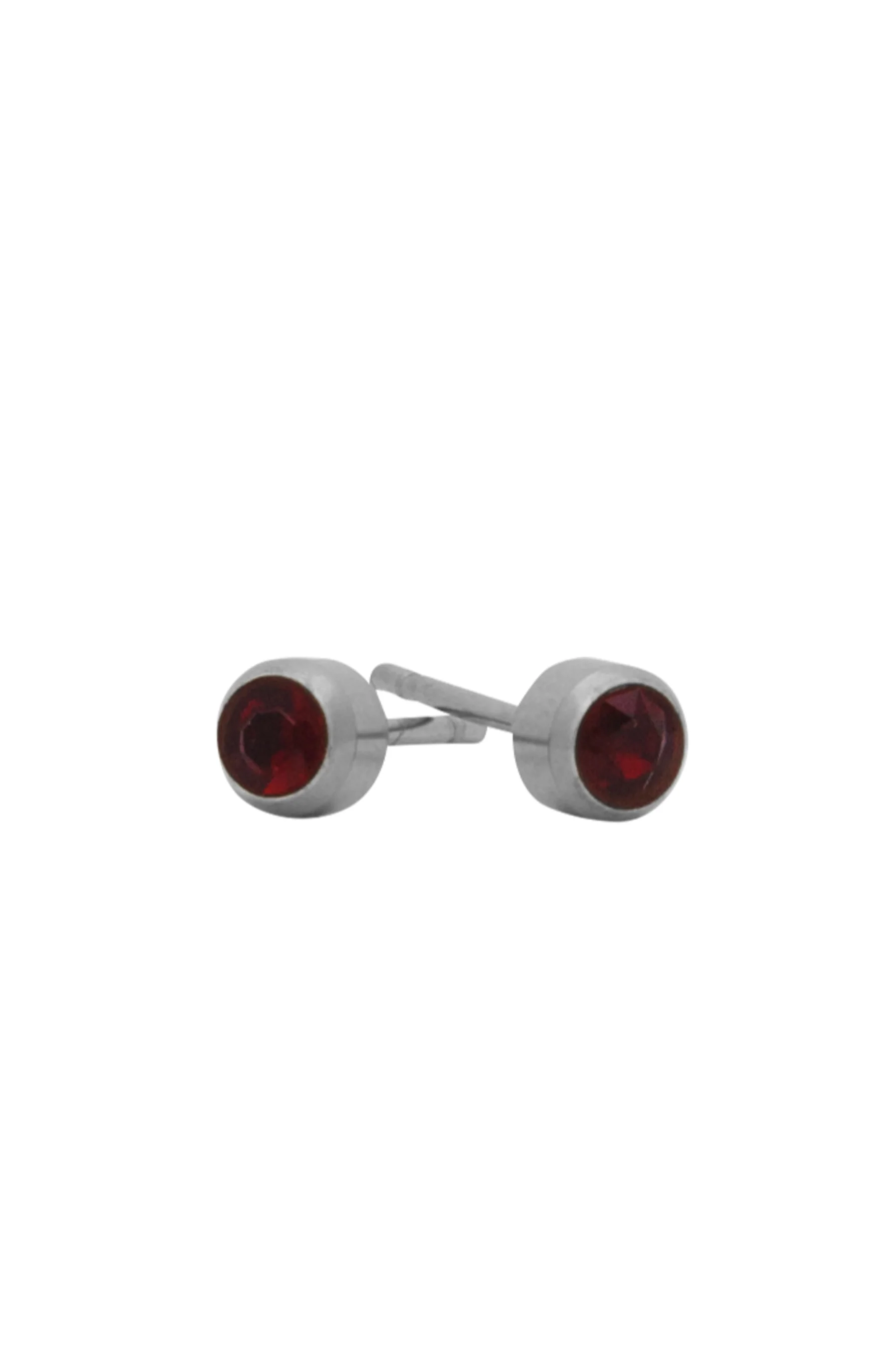 EURO 51211 Red Garnet Crystal January Birthstone 4mm Stainless Steel Studs