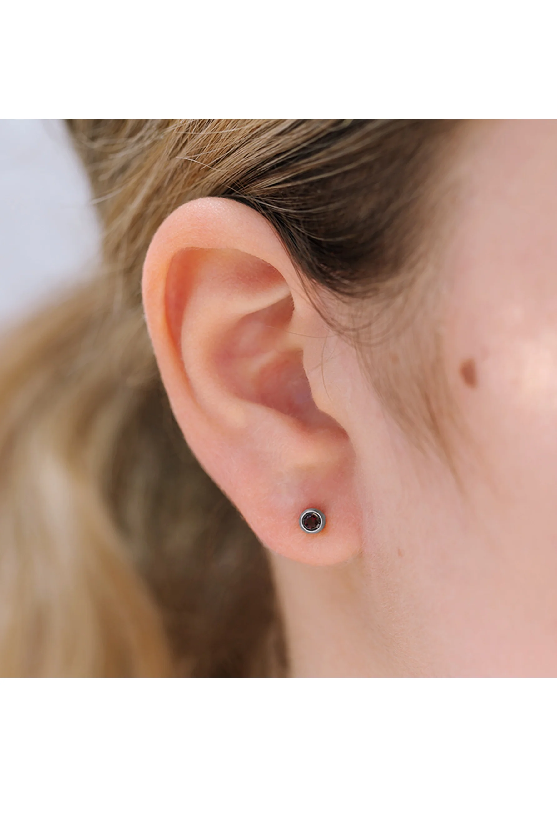 EURO 51211 Red Garnet Crystal January Birthstone 4mm Stainless Steel Studs - Image 2