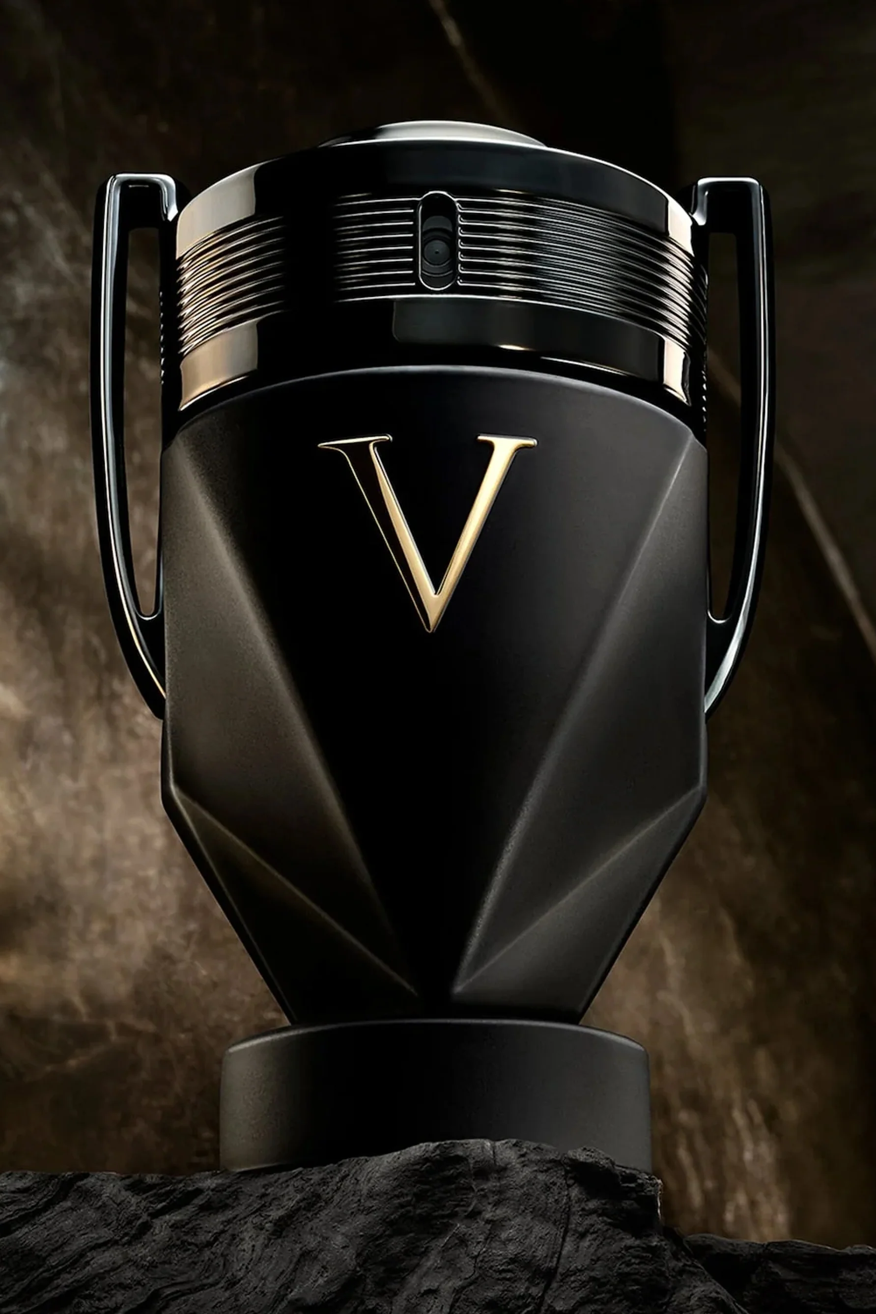 RABANNE Invictus Victory Absolu Parfum Intense 50ml - Image 2